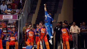 Boundary catching's giant leap