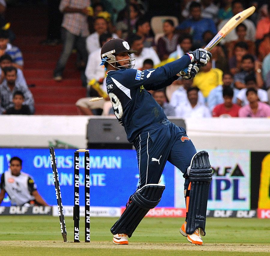 Dwaraka Ravi Teja is bowled by Mitchell Marsh
