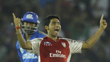 Vidarbha win low-scorer, Bhatt six-for sinks Andhra