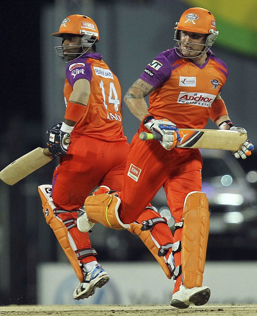 Brendon McCullum and Y Gnaneswara Rao put on 34 for the second wicket