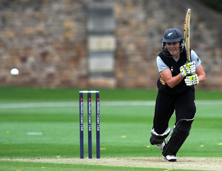 Liz Perry top scored for New Zealand with an unbeaten 48