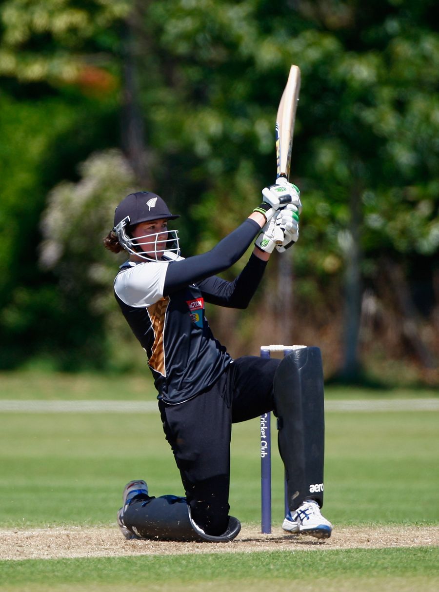 Nicola Browne's big hitting helped New Zealand to 146