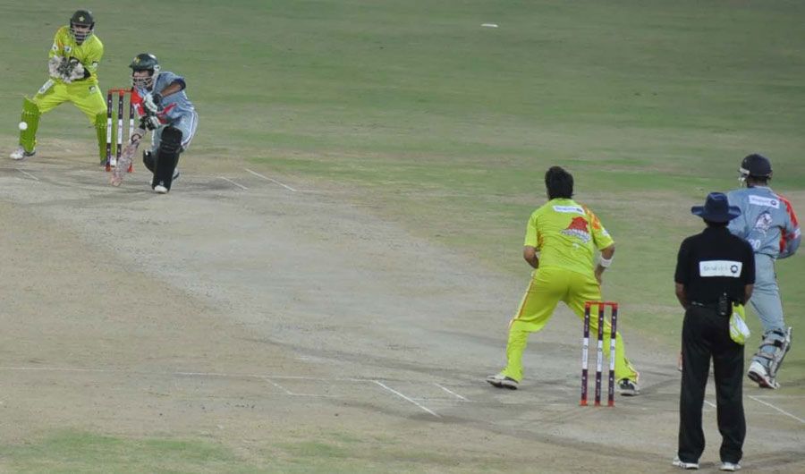 Shahid Yousuf pushes the ball to the off side during his 41