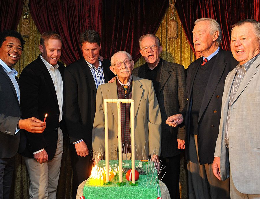 Former South African cricketers greet Norman Gordon on his 100th birthday