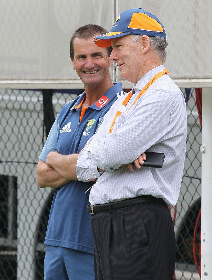 Andrew Hilditch and Greg Chappell at Australia's net session