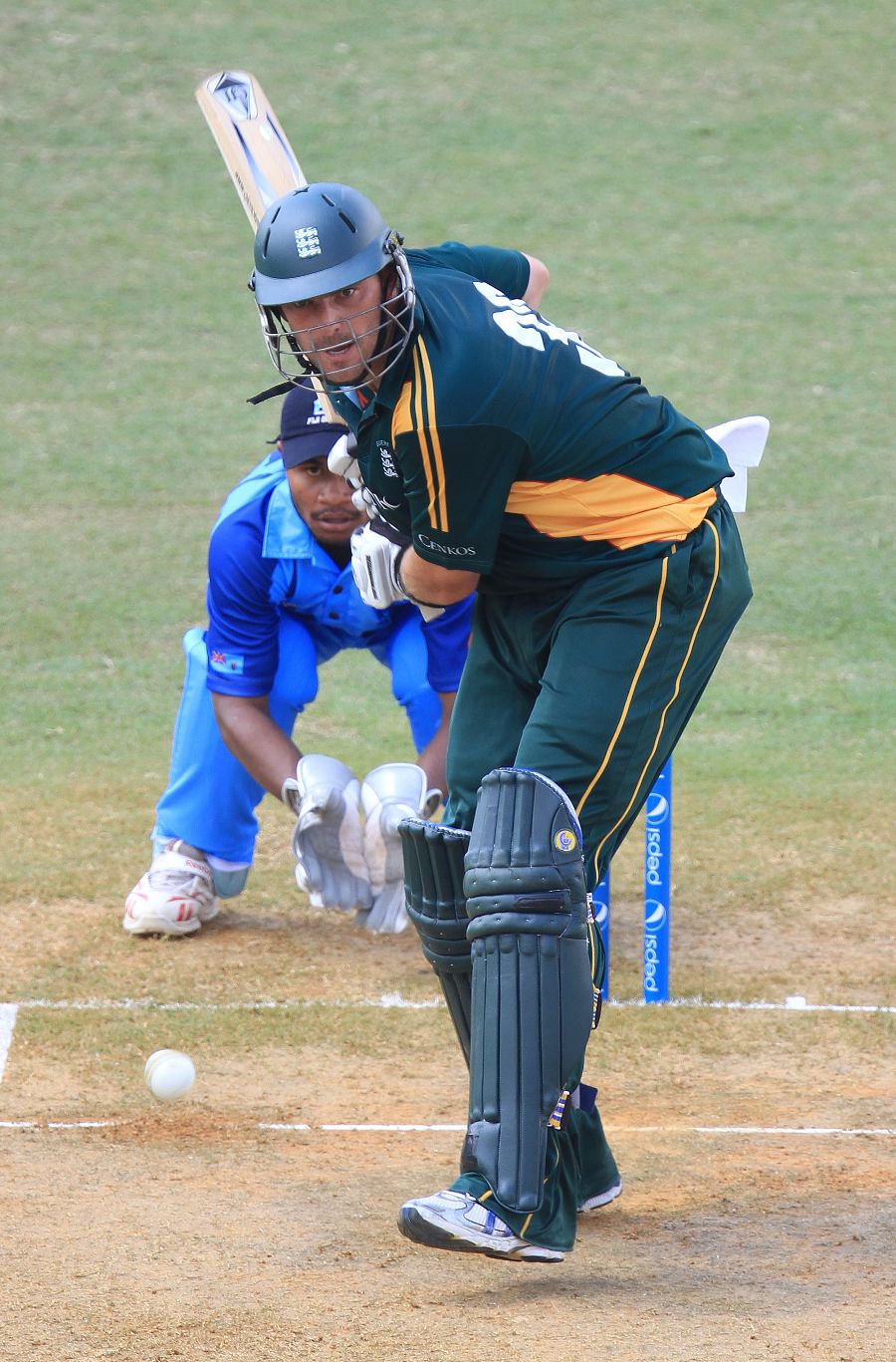 Lee Savident keeps his eye on the ball