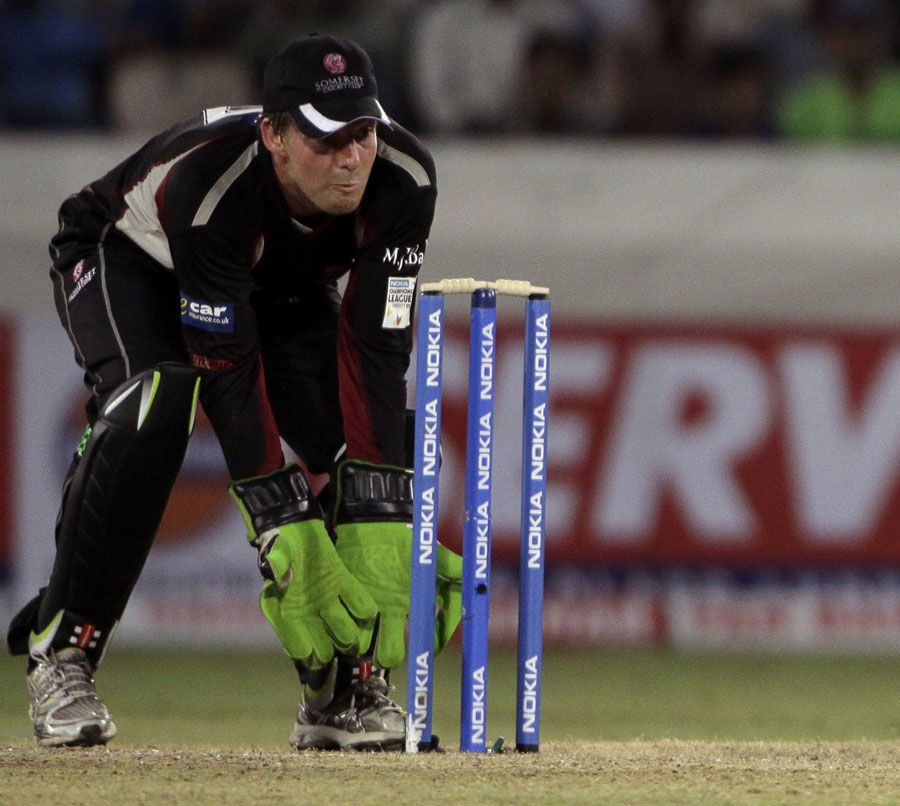 Steve Snell behind the stumps for Somerset