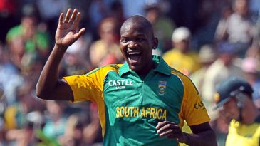 Tsotsobe's sudden switch upsets Warriors