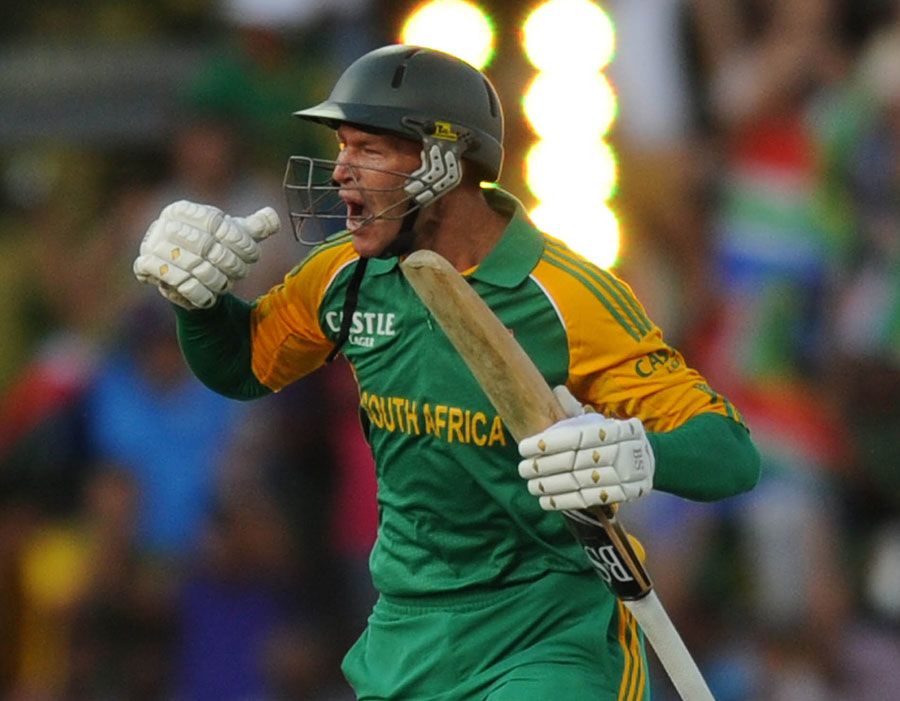 Rusty Theron punches the air after South Africa seal victory