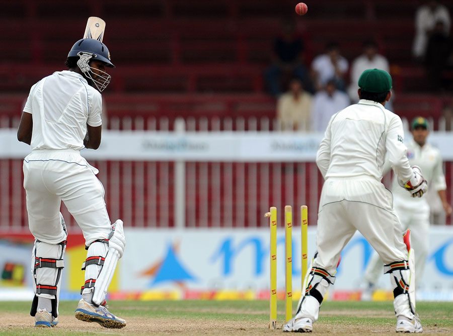 Kosala Kulasekara is bowled