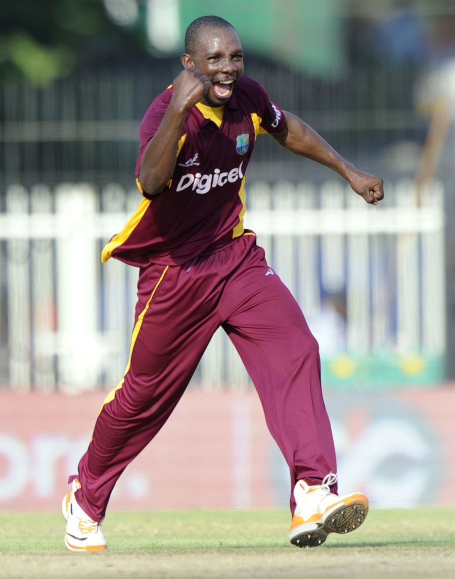 Anthony Martin celebrates the wicket of Gautam Gambhir
