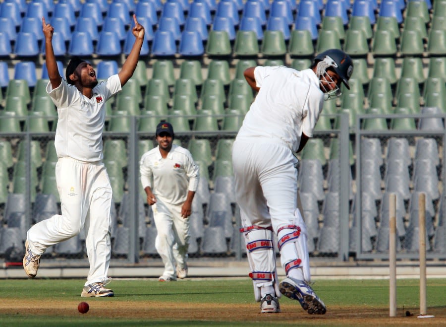 Balwinder Sandhu took 5 for 66 for Mumbai on debut