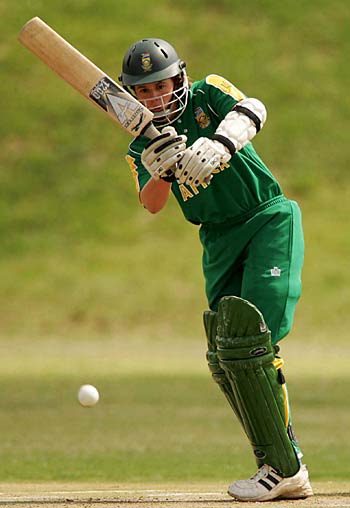 Johmari Logtenberg on her way to 23
