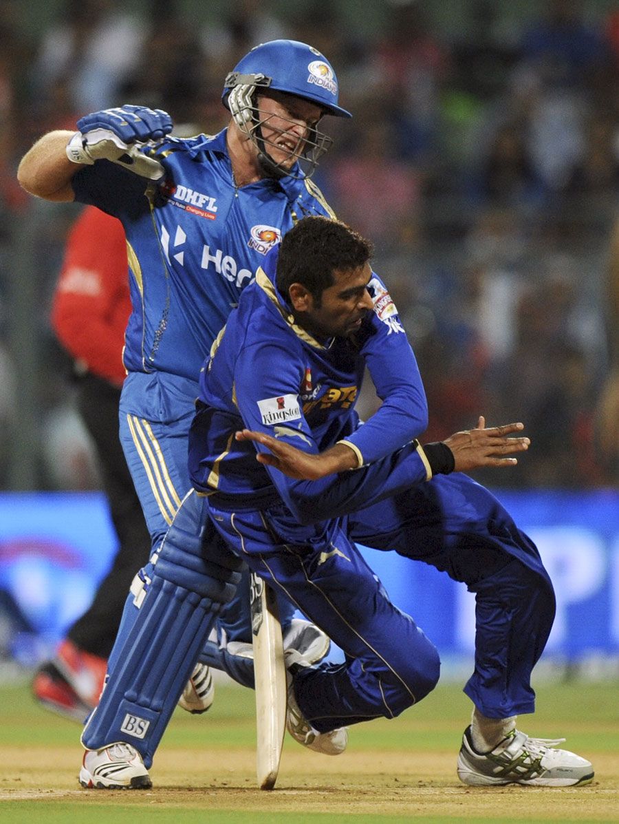 Richard Levi collides with Amit Singh