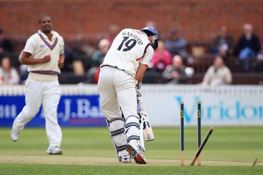 Saj Mahmood is bowled by Vernon Philander