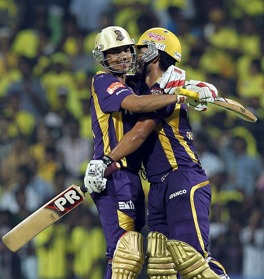 Debabrata Das and Laxmi Shukla celebrate Kolkata's win