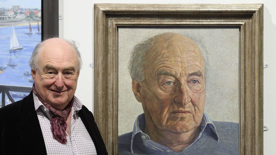 Henry Blofeld, Test Match Special's Dear Old Thing, announces retirement
