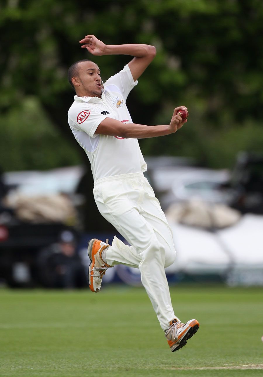 George Edwards bowls on his Championship debut