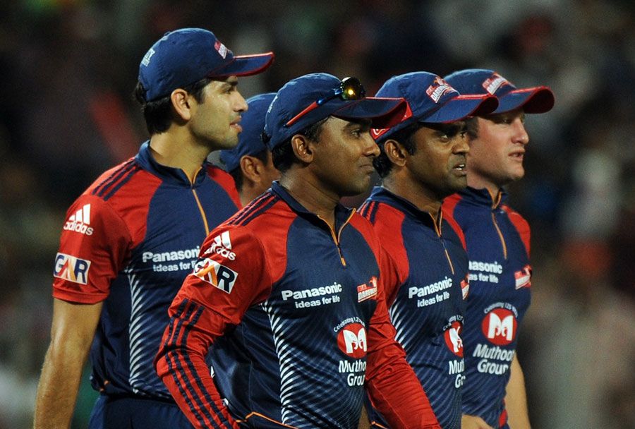 Delhi Daredevils wait for the third umpire's decision