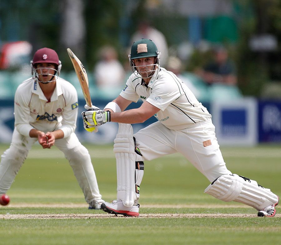 Worcs stagger despite Hughes ton