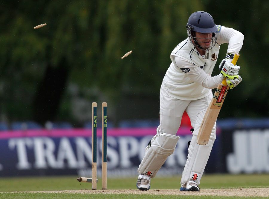 Joe Gatting loses his off stump to Stuart Meaker