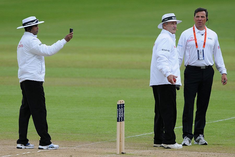 The umpires controversially went of twice for bad light