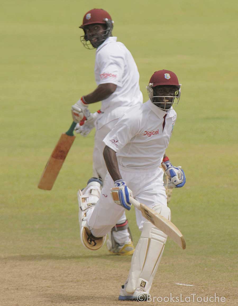 Jonathan Carter and Donovan Pagon added 86 for the sixth wicket