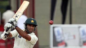 Taufeeq stars in SNGPL's fourth win