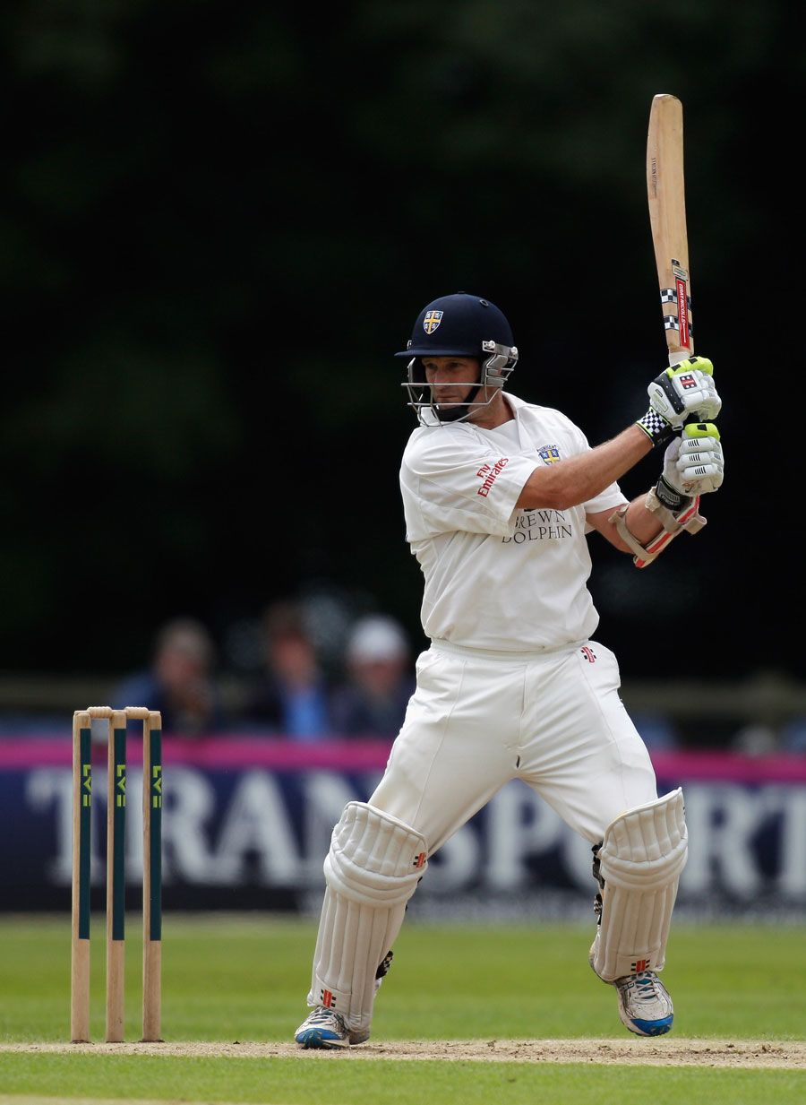 Dale Benkenstein took 144 balls to make 43