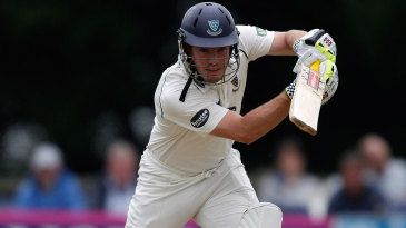 Gatting given fresh start at Hampshire