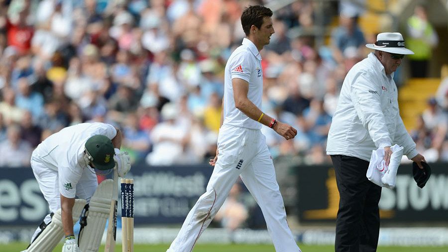 Finn's knee sparks Laws debate
