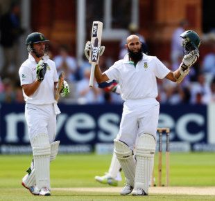 Amla or de Villiers for SA captaincy?