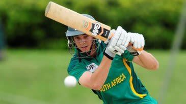 Canterbury go top after Bowes' 149 secures final-session win