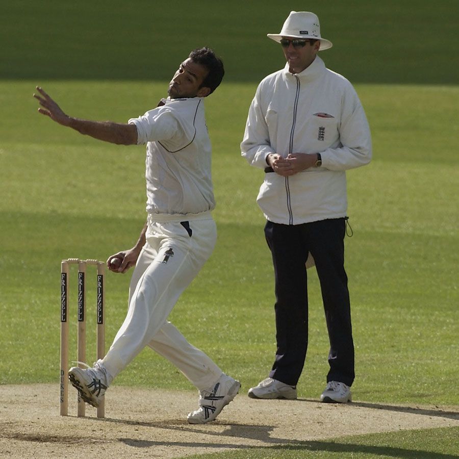 Mohammad Akram bowls