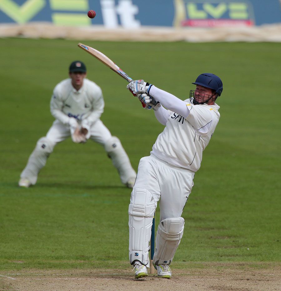 Ian Blackwell pulls during his rapid half-century