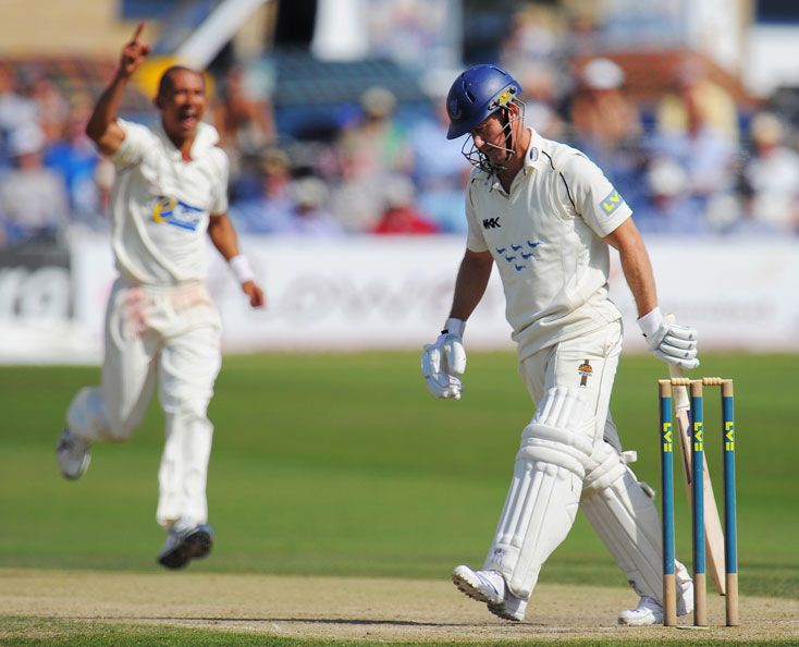 Alfonso Thomas ends Murray Goodwin's last innings as a Sussex batsman