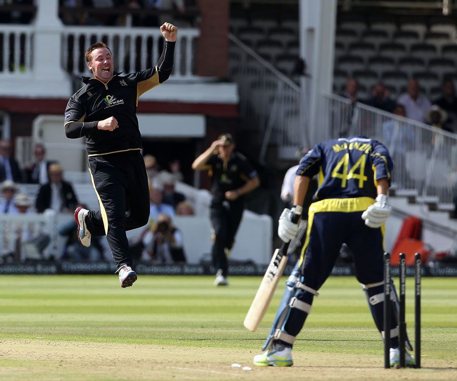 Ian Blackwell bowls Neil McKenzie
