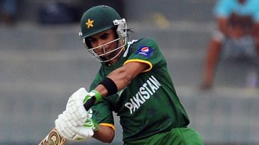 Nazir's 189 overpowers SNGPL