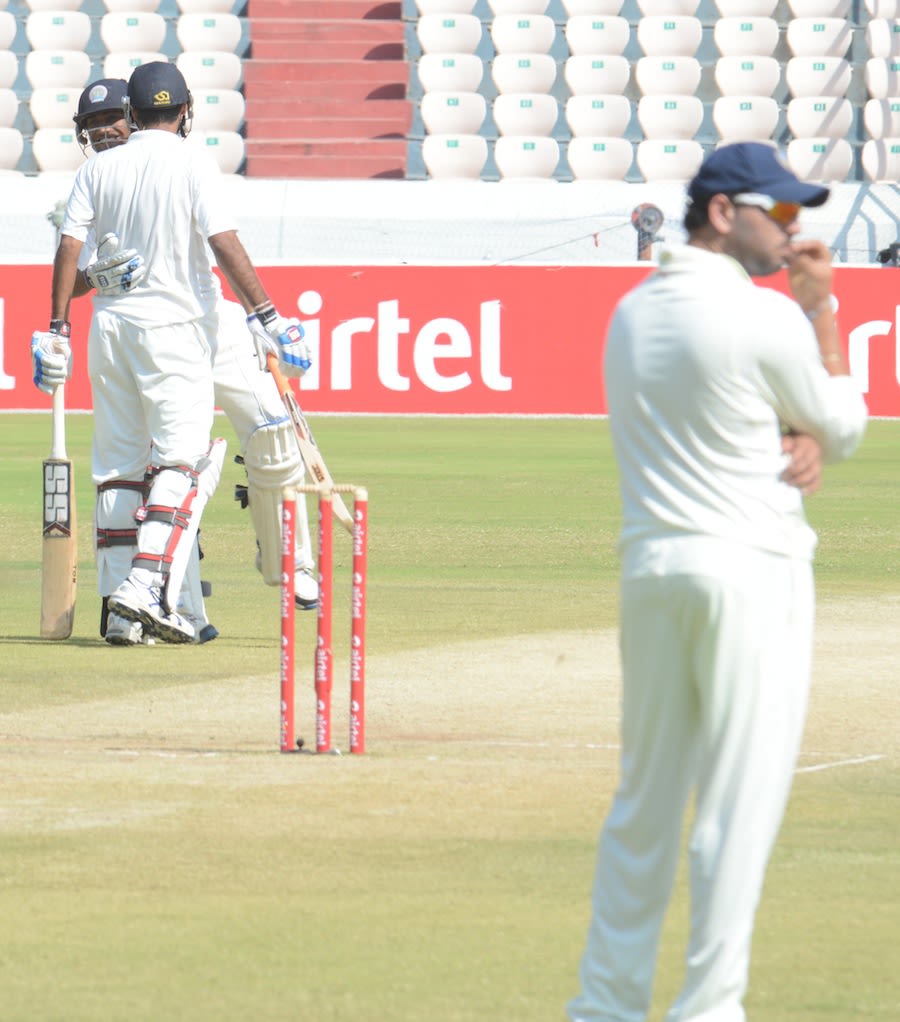 Bhuvneshwar Kumar and Rituraj Singh take Central Zone past North Zone's total