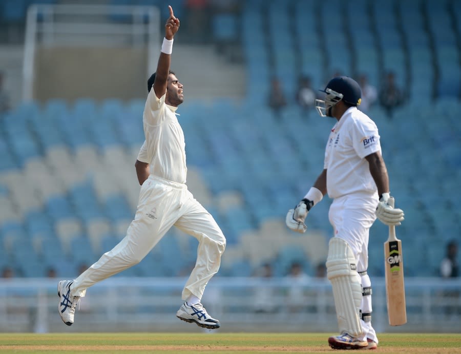Kshemal Waingankar dismissed Samit Patel for 60