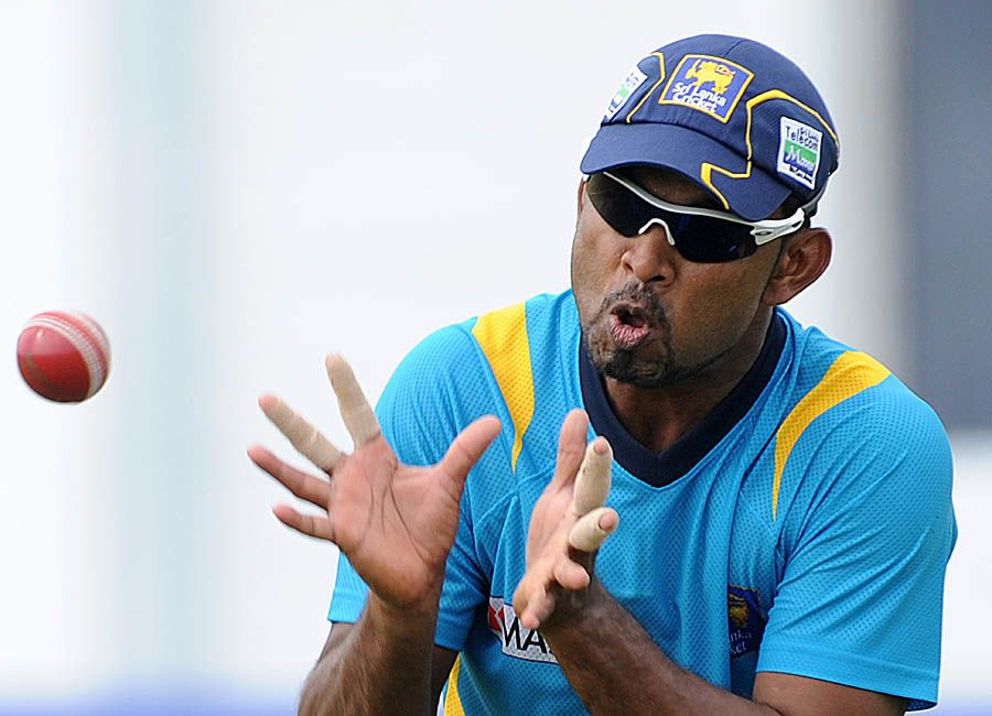 Tharanga Paranavitana prepares to catch a ball during practice