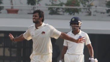 Nayar and Gohil's five-fors fire Mumbai into semi-final