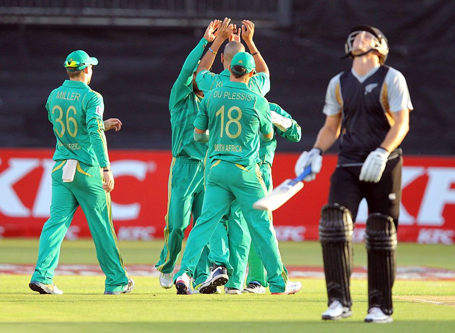Rob Nicol was the first wicket to fall