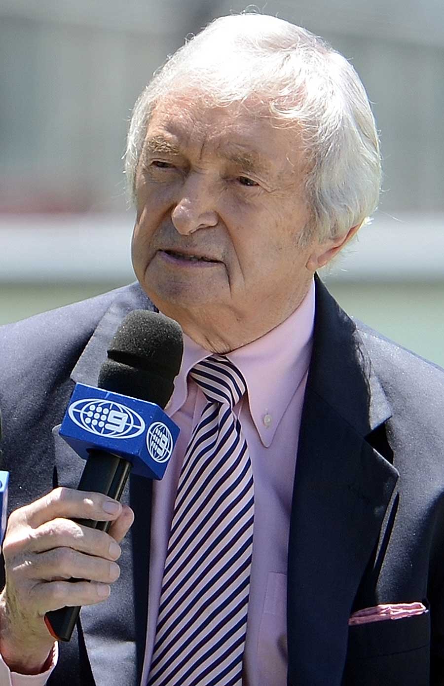 Richie Benaud makes a point