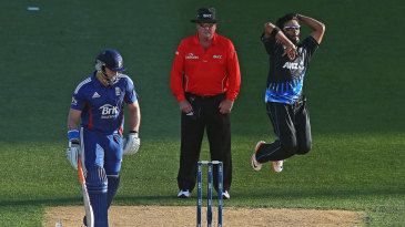 All-round Hira ends Wellington's hopes