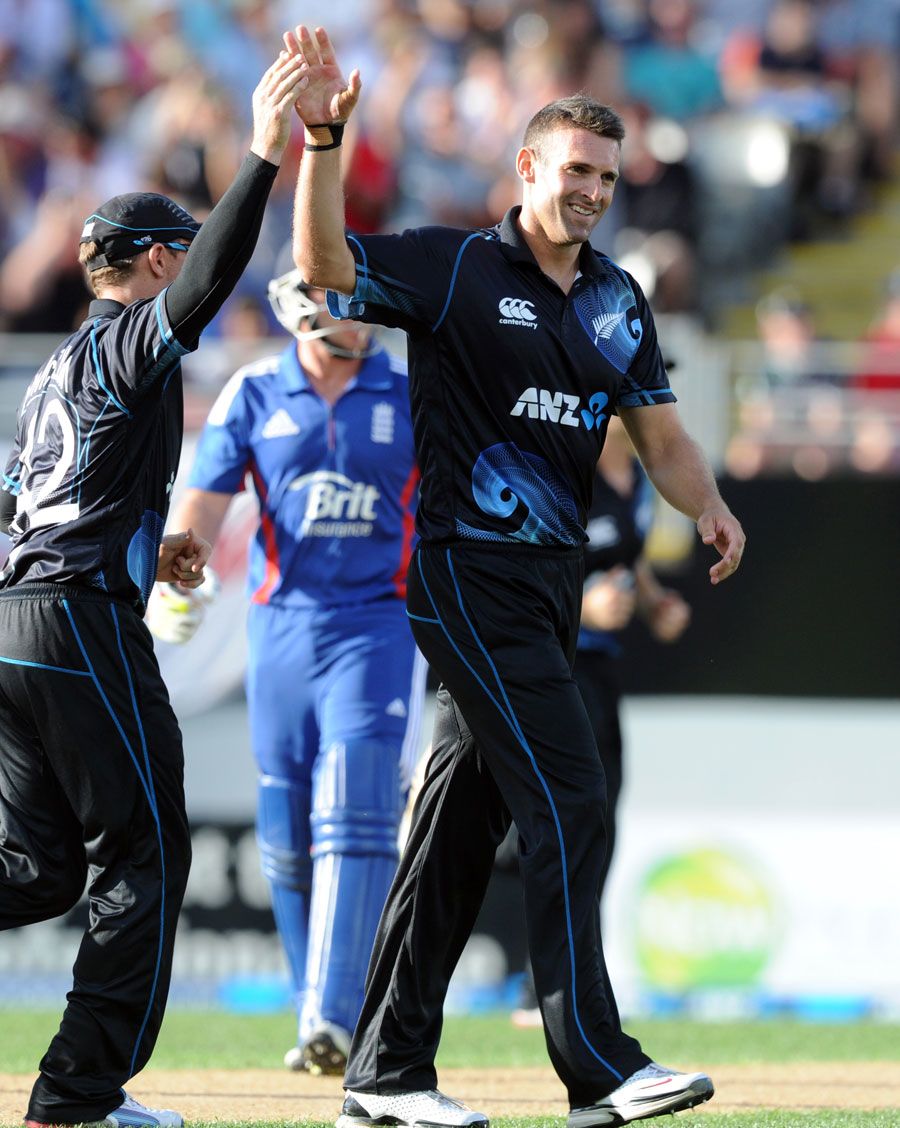 Andrew Ellis took two wickets