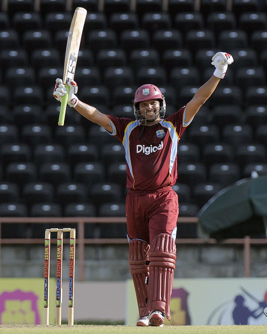Ramnaresh Sarwan celebrates