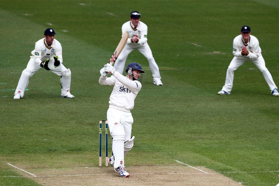 Jim Troughton cuts on his way to 84