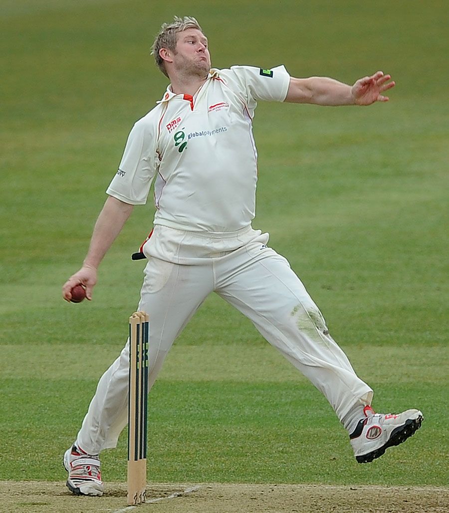 Matthew Hoggard prepares to deliver