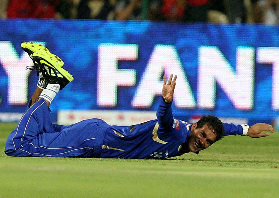 Ajit Chandila showed fine reflexes at mid-off to get rid of AB de Villiers